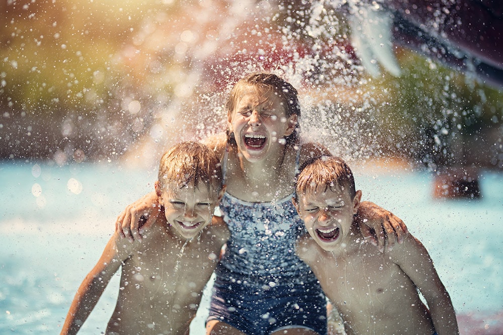 Famille Desjoyaux  Piscines Desjoyaux